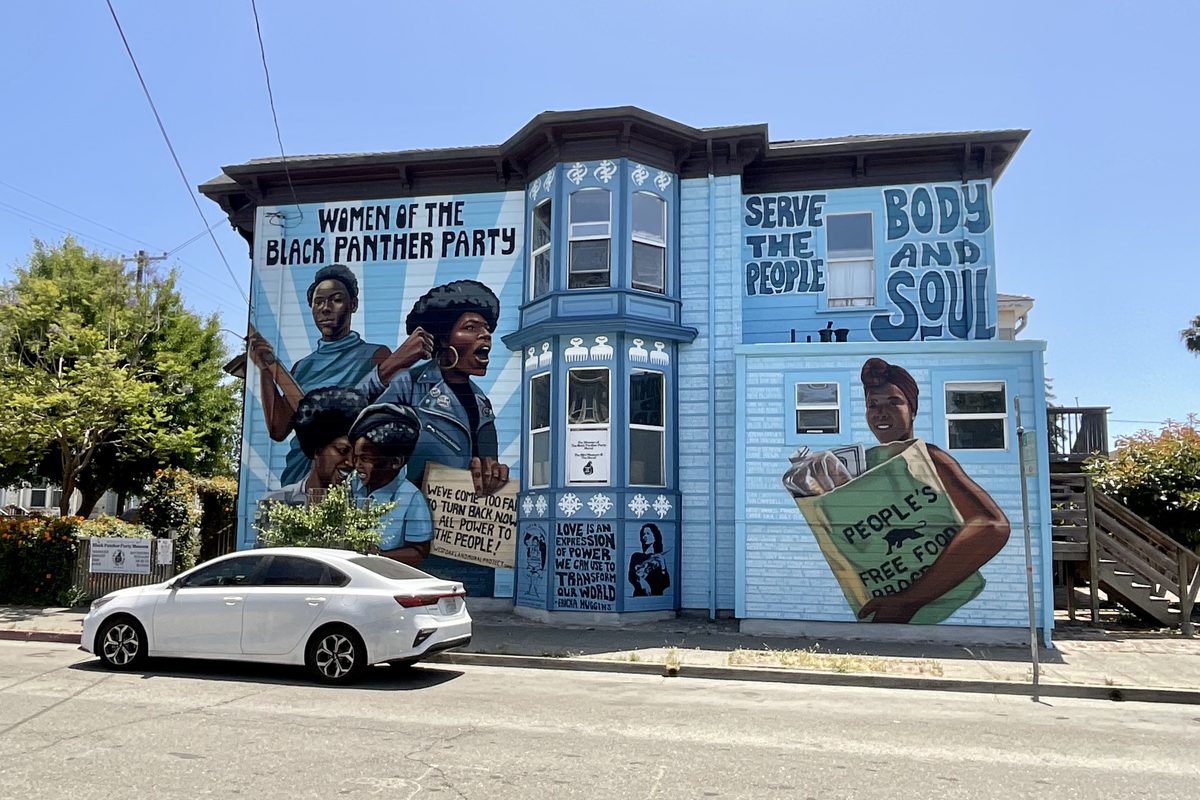 Women of the Black Panther Party, Center Stage