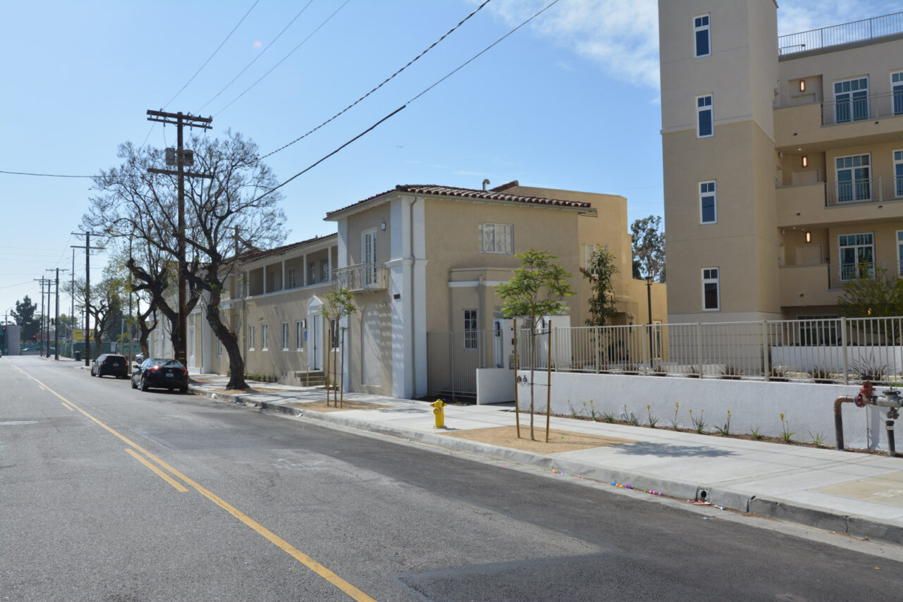 Angelus Funeral Home / Paul R. Williams Family Apartments California