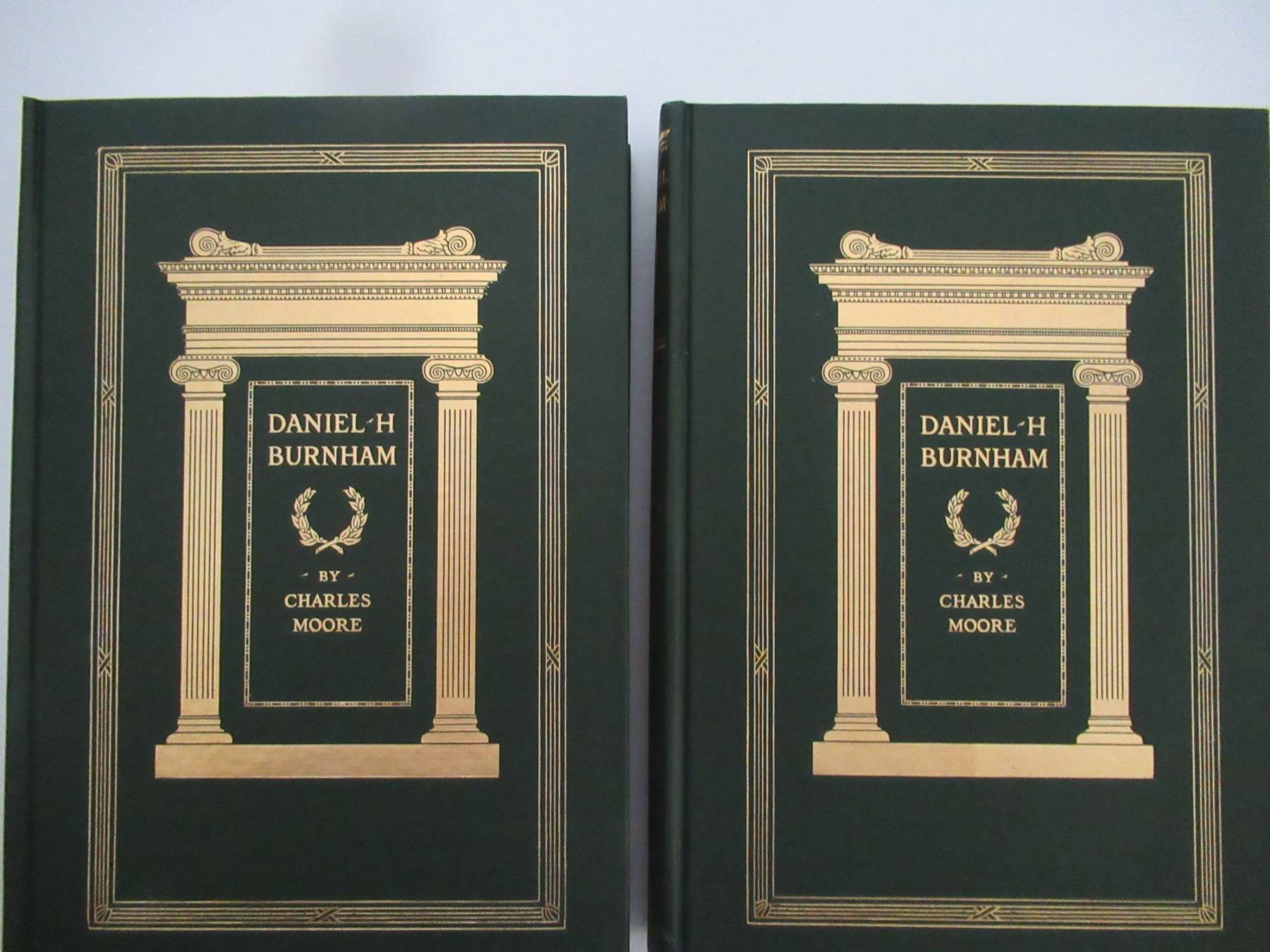 Book (Antique/Collector's): Daniel H. Burnham, Architect, Planner of Cities by Charles Moore